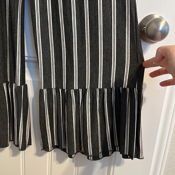 Altar’d State Strapless Striped Pantsuit - Picture 4 of 7